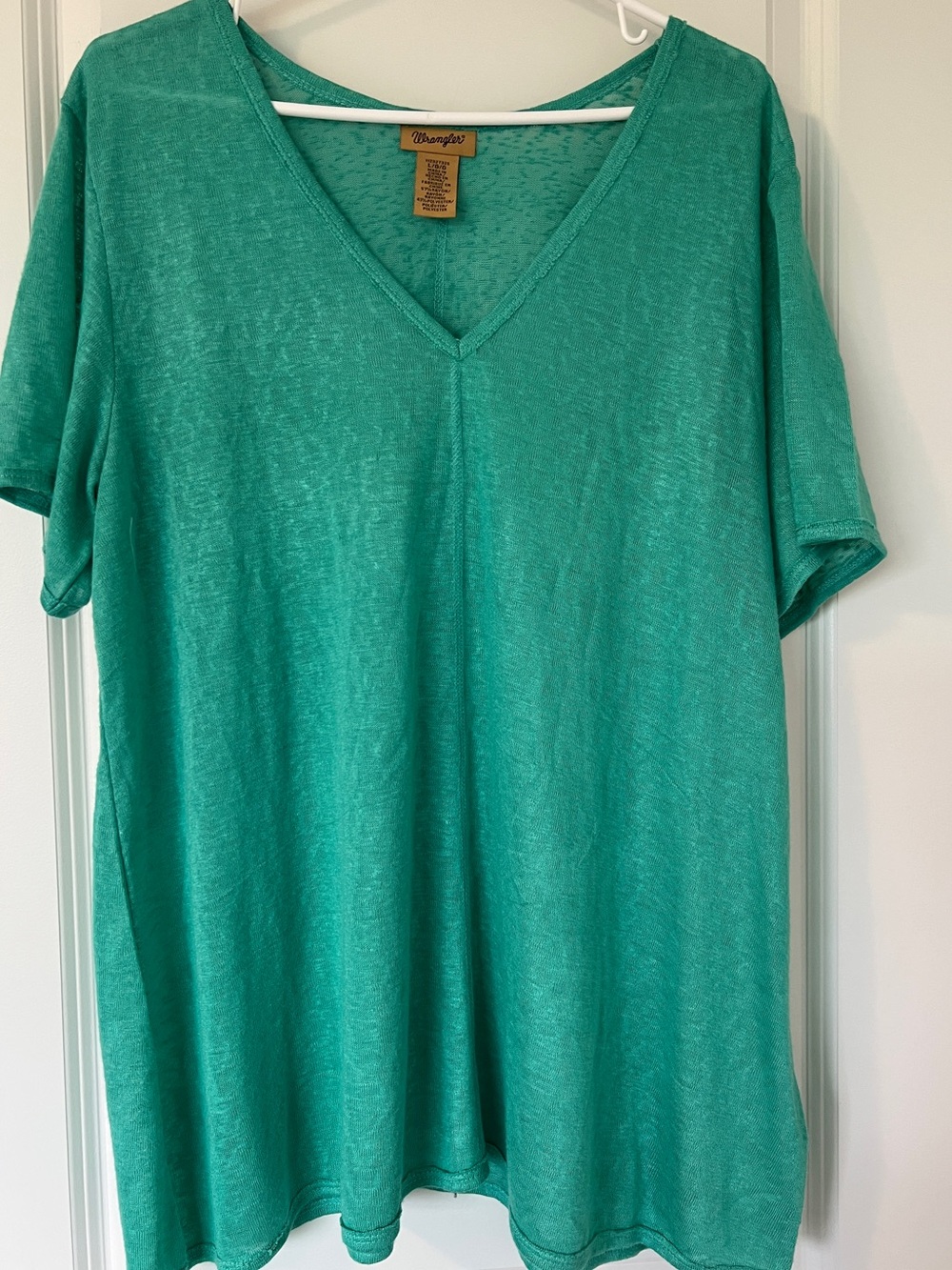 Wrangler Lightweight Green V neck Tshirt - Large
